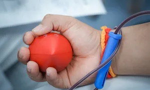 Mạo danh nhân viên y tế lừa đảo người hiến máu Mạo danh nhân viên y tế lừa đảo người hiến máu