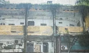 'Khu tập thể' (kỳ cuối): nhà vệ sinh dùng chung